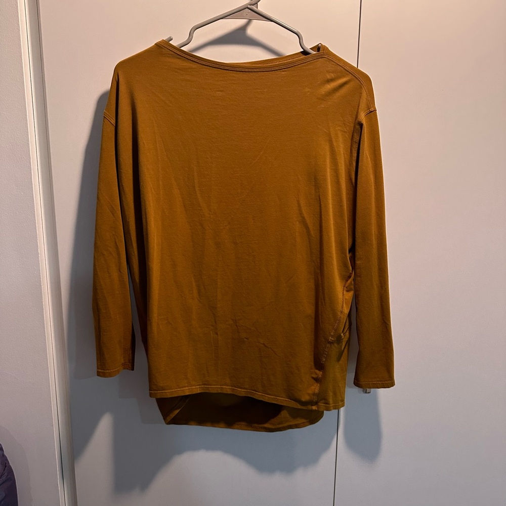 Lululemon long sleeve